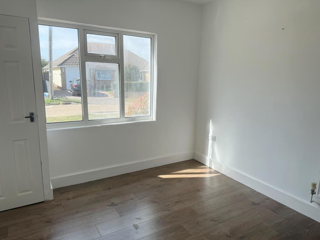 Lot: 150 - DETACHED BUNGALOW FOR INVESTMENT - Bedroom 3 with window overlooking Slindon Avenue
